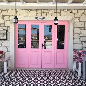 Poncik Butik Alaçatı