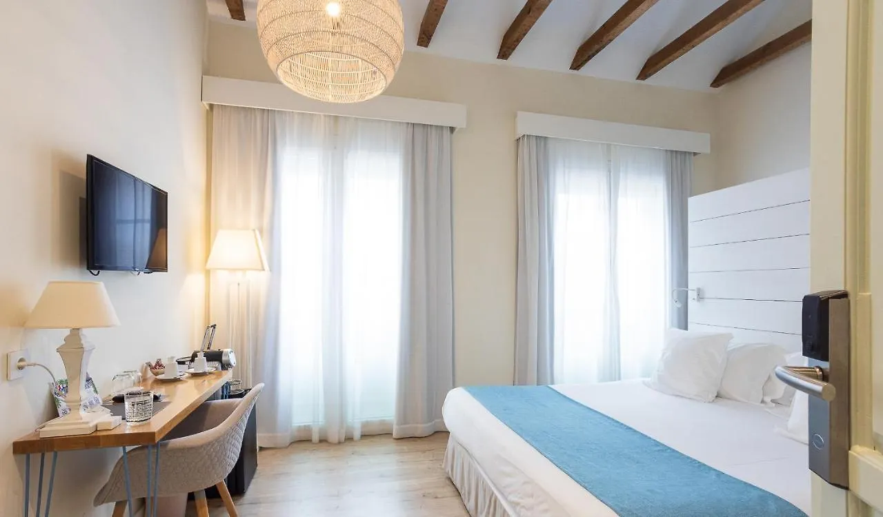 Madeinterranea Suites Màlaga 3*,  Španělsko